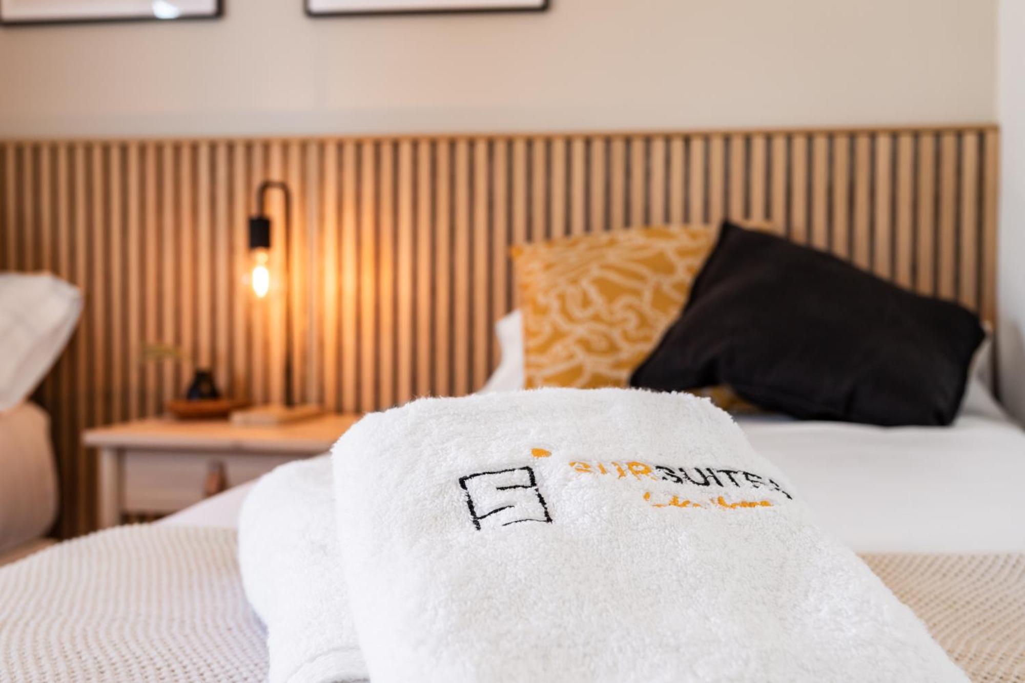 Buenavista Lifestyle By Sur Suites ฟูเอนฮิโรลา ภายนอก รูปภาพ