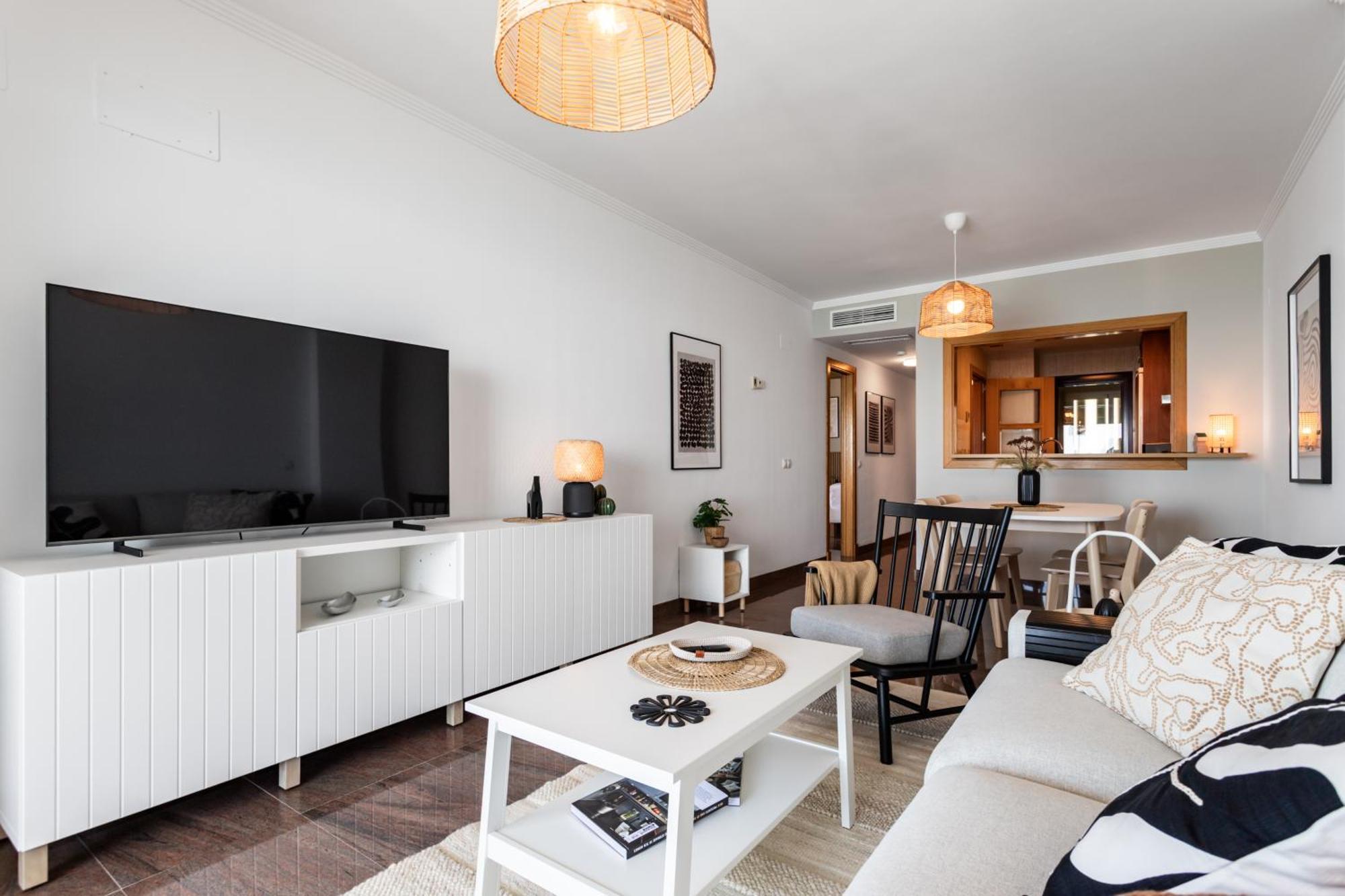 Buenavista Lifestyle By Sur Suites ฟูเอนฮิโรลา ภายนอก รูปภาพ